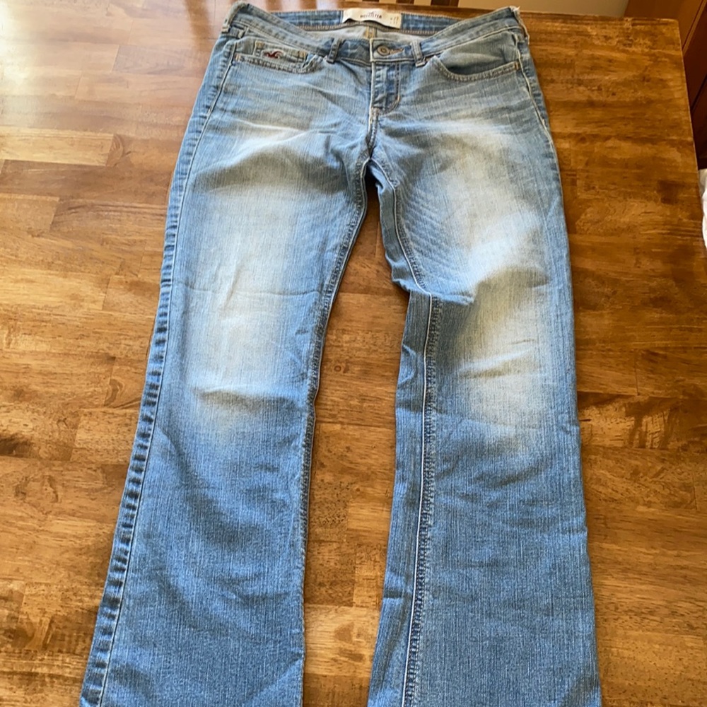Hollister jeans